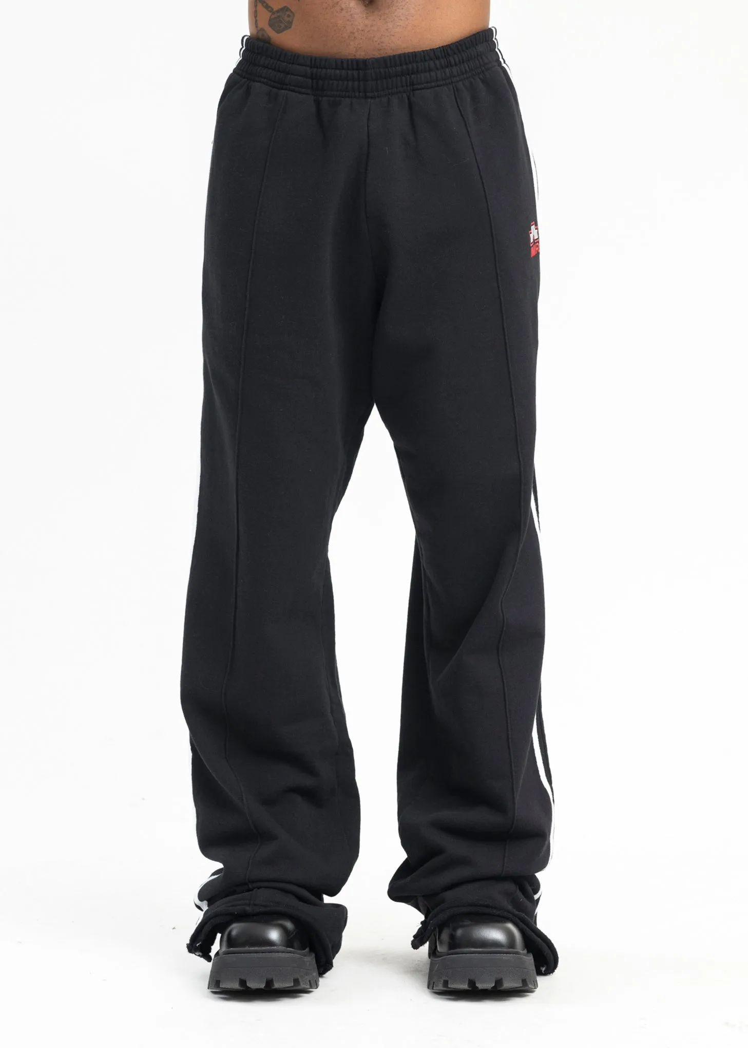 BLACK WIDE LEG TRACKPANT