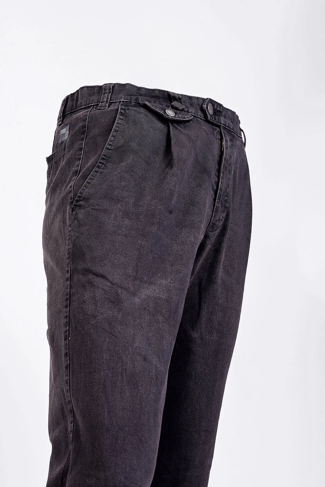 classic fit jeans in gray wash
