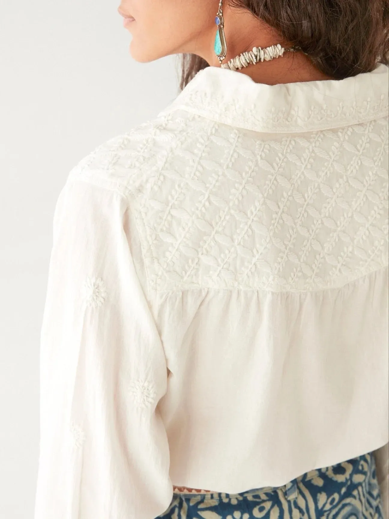 MAISON HOTEL GANGES BLOUSE IN OFF WHITE