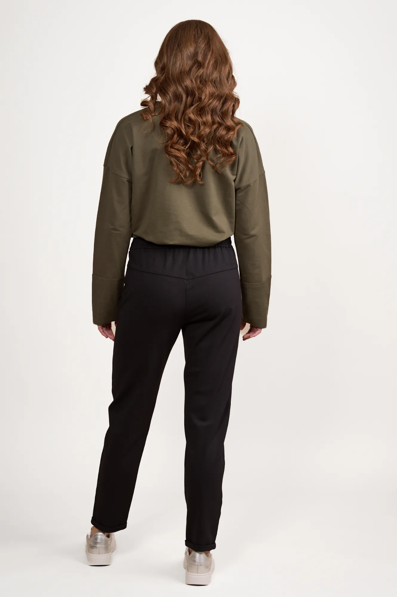 Relaxed Leg Ankle Grazer - Black SS