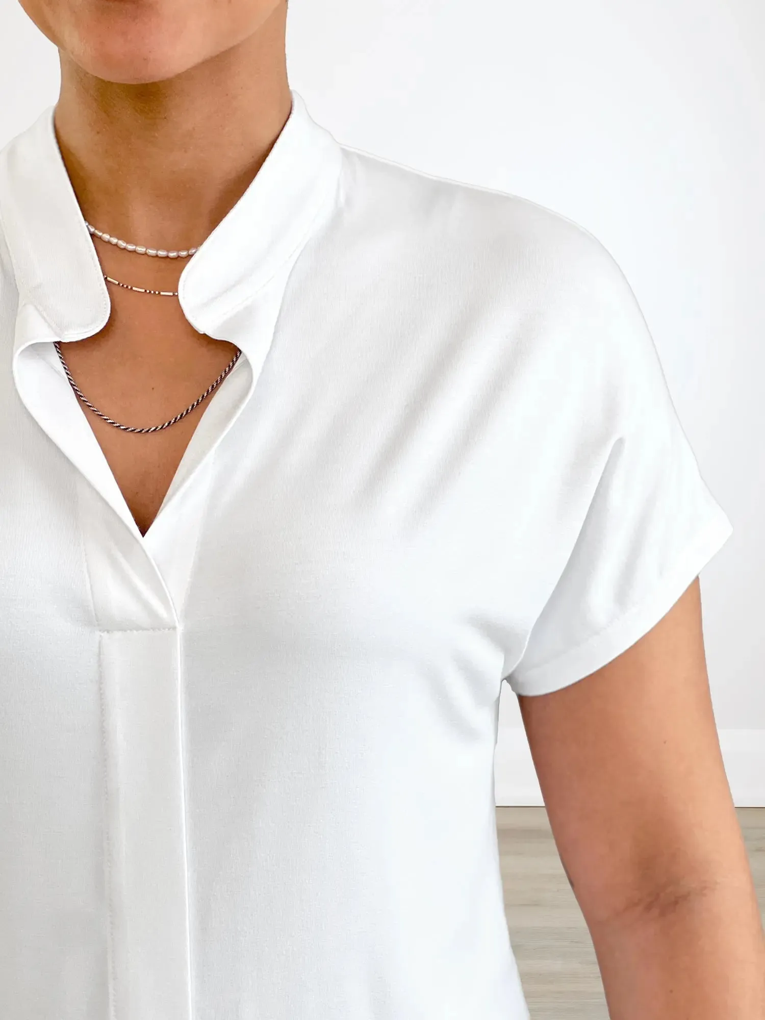 Yasmina band collar blouse